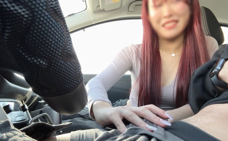 FC2-PPV-4676983 Saya meminta seorang wanita cantik dengan payudara besar dan cangkir F ​​untuk memberi saya handjob dan blowjob di dalam mobil