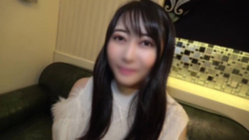FC2-PPV-4628327 [Rahasia / Creampie] Seorang wanita muda sejati dengan tubuh yang sangat indah. Kulitnya memerah dan dia menggeliat erotis di atas pen