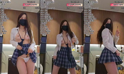 KBJ-23071513 kbj23071513_gadis_di_rumah_20230331